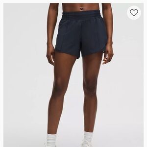 Lululemon Hotty Hot shorts